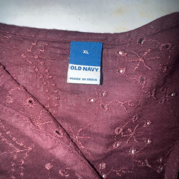 Old Navy Women XL Top Dark Cottagecore Peasant Prairie Dainty Eyelet Boho Casual - Picture 3 of 7